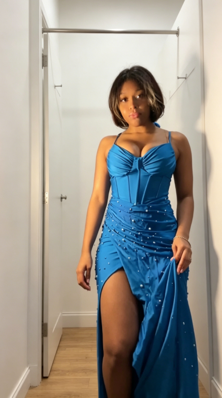 Elegantes Spaghettiträger Etui-Abendkleid aus Satin Blaues Ballkleid DP05640