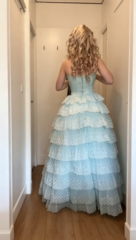 Elegantes trägerloses A-Linien Tüll langes Abendkleid Tiffany Blau Ballkleid DP05641