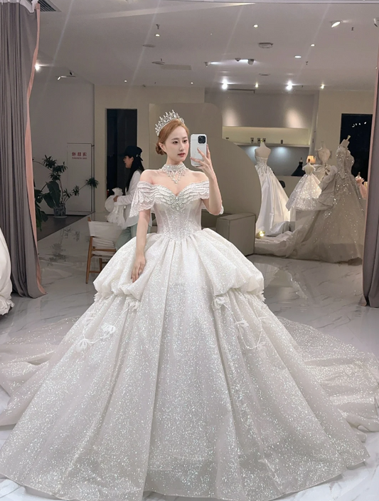 Elegant Off-shoulder A-Line Long Wedding Dress Tulle Sleeveless Bridal Dress White Bridal Gown DP05656