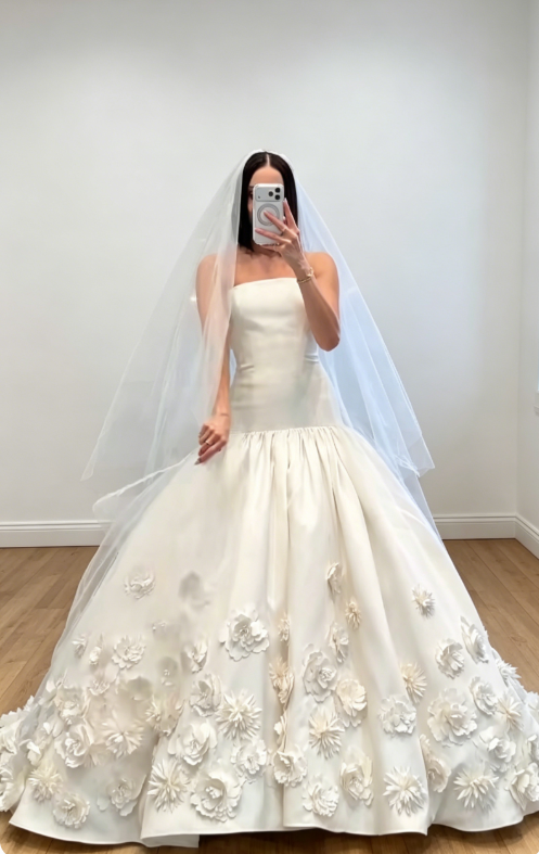 Modest Strapless Wedding Dress Satin Flower Bridal Gown Sleeveless White Bridal Dress DP05703