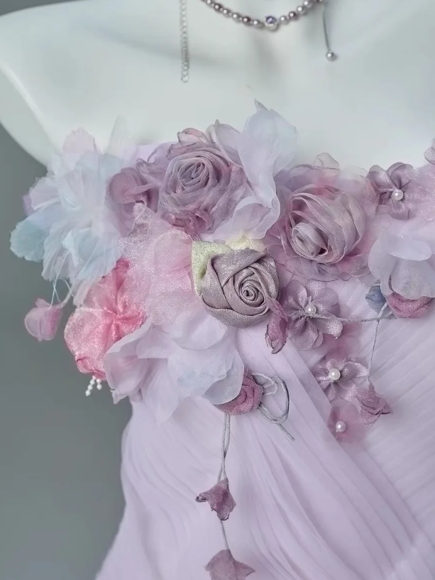 Wunderschönes trägerloses Etui-Quinceanera-Kleid aus Tüll mit Applikationen, lila Sweet 16 Kleid DP05709
