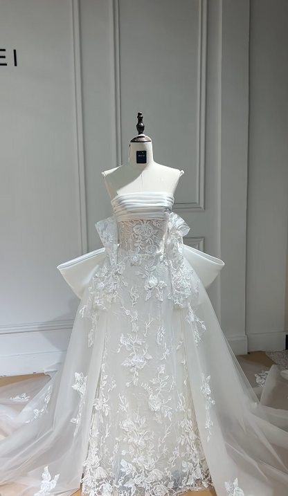 Elegantes weißes trägerloses A-Linien Brautkleid Applikationen Tüll Brautkleid DP05716