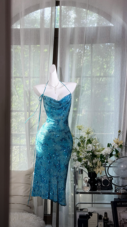 Elegantes langes Abendkleid aus Chiffon mit Spaghettiträgern und Perlenbesatz, blaues Ballkleid DP05730