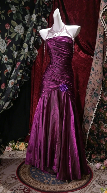Robe de bal glamour violette, fourreau sans bretelles, en satin, longue, pour soirée DP05739