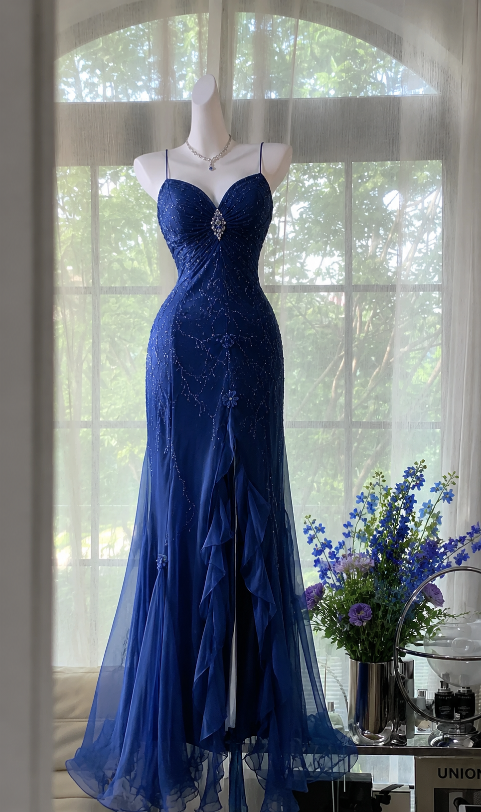 Chic Spaghetti Straps Sheath Chiffon Beaded Long Evening Dress Navy Blue Prom Dress  DP05756