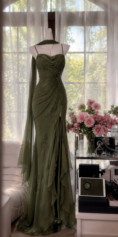Elegantes dunkelgrünes Abschlussballkleid mit Spaghettiträgern, Scheide, Perlenstickerei, Chiffon, langes Abendkleid DP05870