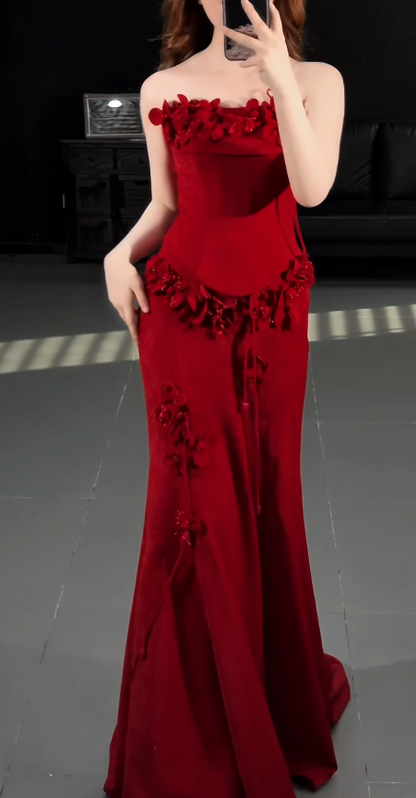 Elegant Burgundy Prom Dress Strapless Sheath Satin Long Evening Dress DP05882