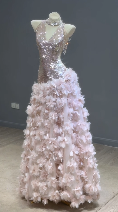 Feenrosa Geburtstagskleid Neckholder Ballkleid Langes Quinceanera Kleid Tüll Applikation Süßes 16 Kleid DP05895
