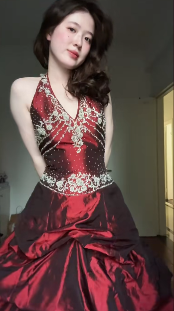 Fairy Burgundy Birthday Dress Halter Ball Gown Long Quinceanera Dress Satin Applique Sweet 16 Dress DP05896