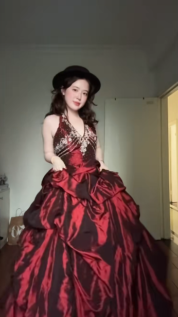 Fairy Burgundy Birthday Dress Halter Ball Gown Long Quinceanera Dress Satin Applique Sweet 16 Dress DP05896