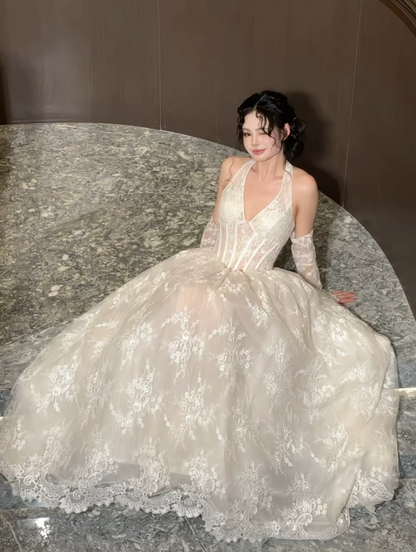 Simple Halter A-Line Wedding Dress Lace Bridal Gown Sleeveless White Bridal Dress DP05899