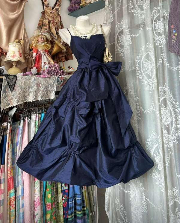 Vintage Navy Blue Hoco Dress Spaghetti Straps Birthday Dress A-Line Satin Party Dress DP05984