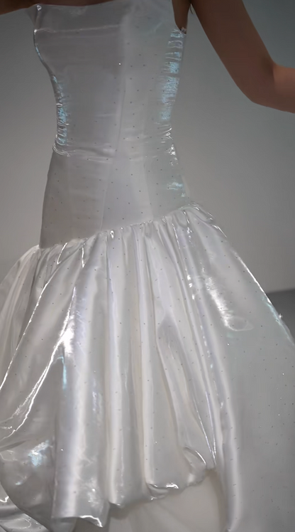 Robe de mariée élégante blanche bustier ligne A en satin DP06012