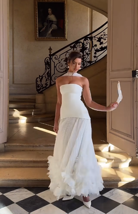 Élégante robe de mariée blanche bustier coupe A-line en tulle DP06015