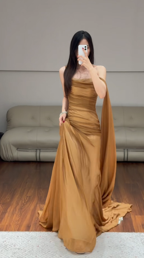 Chic Gold Wedding Guest Dress One-shouler Sheath Chiffon Long Evening Dress DP06034