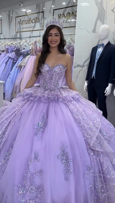 Gorgeous Off-shoulder Ball Gown Tulle Applique Quinceanera Dress Lavender Sweet 16 Dress DP06052
