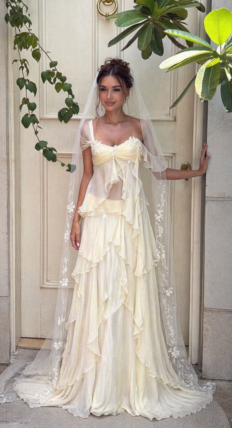 Modest Sweetheart Light Champagne Wedding Dress Chiffon Bridal Dress Sheath Bridal Gown DP06059