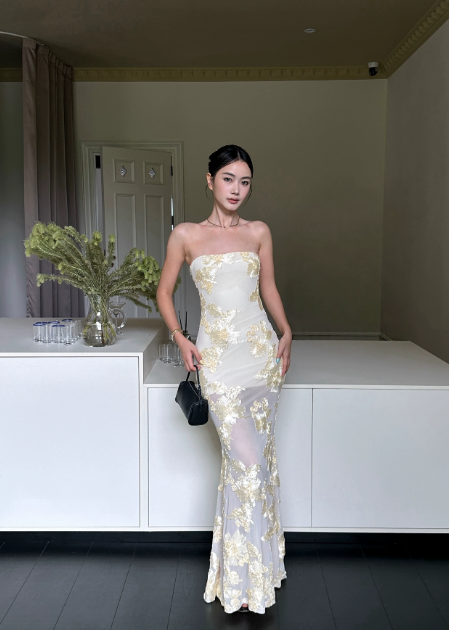 Glamouröses trägerloses Etuikleid aus Chiffon, langes gelbes Abendkleid / Ballkleid DP06108