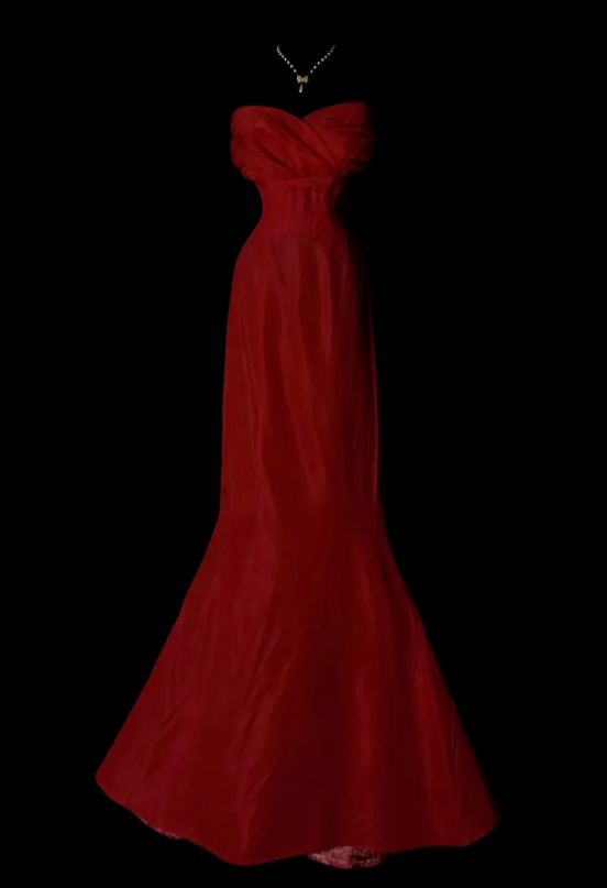 Einfaches rotes langes Abendkleid aus Chiffon im Meerjungfrauen-Stil, festliches Kleid DP06140