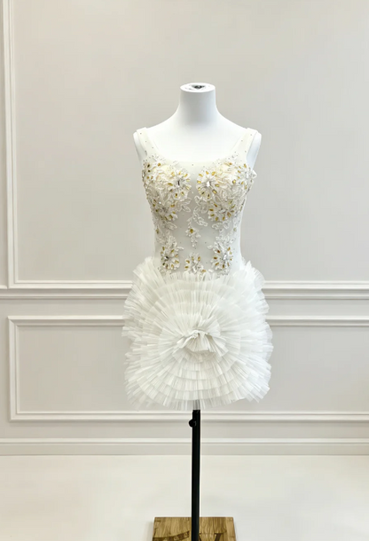 Elegantes weißes Hoco-Kleid Perlen-Tüllkleid für Partykleid Etui-Geburtstagskleid DP06158