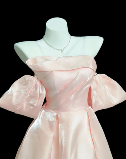 Glamouröses pinkes Geburtstagskleid, schulterfrei, A-Linien-Partykleid, Satin Hoco Kleid DP06194