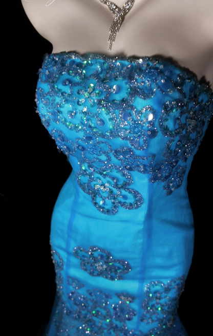 Elegantes blaues Abendkleid, trägerloses Meerjungfrauen-Ballkleid, Tüll-Pailletten-Abendkleid DP06244