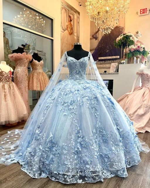 Robe de Quinceanera Bleu Féerique Bretelles Robe de Bal Robe d'Anniversaire Tulle Appliques Robe de 16e Anniversaire DP06273