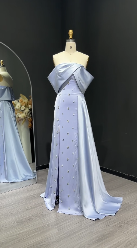 Elegantes schulterfreies, perlenbesetztes Etuikleid aus Satin, langes Abendkleid, blaues Ballkleid DP06280