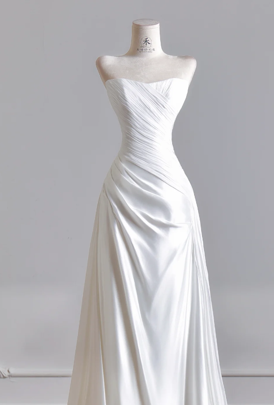Timeless Strapless Sheath Wedding Dress White Bridal Gown Satin Bridal Dress DP06296