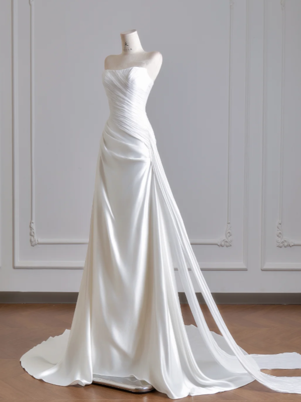 Timeless Strapless Sheath Wedding Dress White Bridal Gown Satin Bridal Dress DP06296