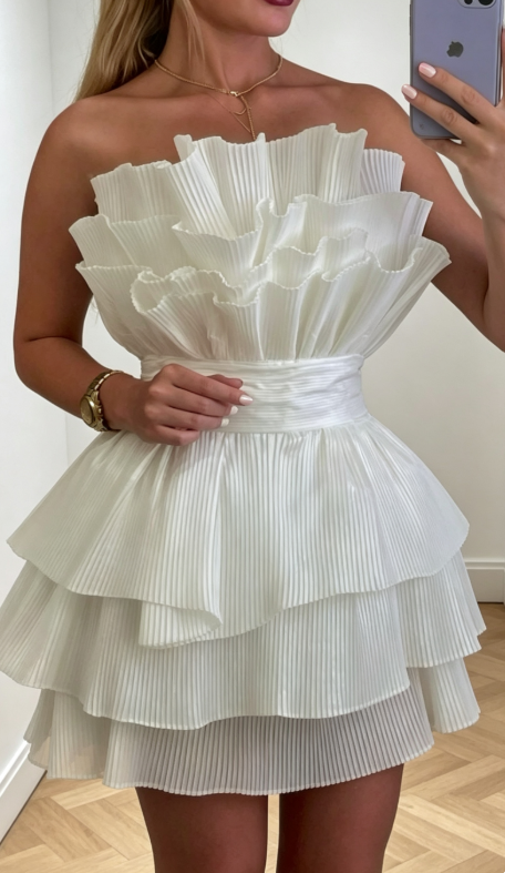 Sexy Weißes Hoco Kleid Trägerloses A-Linien-Kleid für Party Ärmelloses Geburtstagskleid DP06309