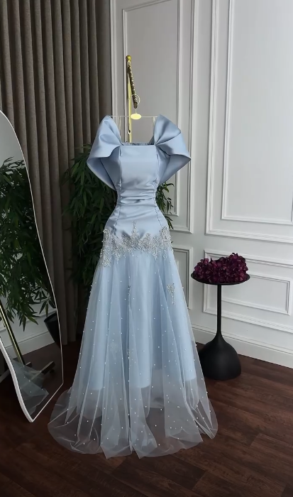 Glänzendes blaues Ballkleid A-Linie für Party Satin Abendkleid DP06321