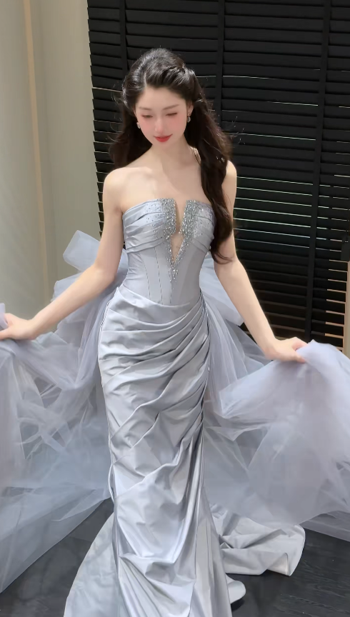 Chic Grey Prom Dress Sheath Satin Long Evening Dress DP06348
