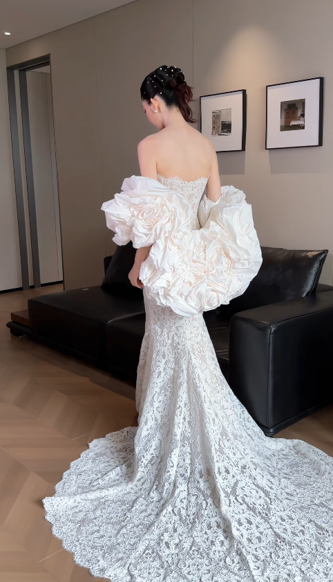 Simple Strapless Mermaid Wedding Dress Lace Bridal Dress White Sleeveless Bridal Gown DP06407