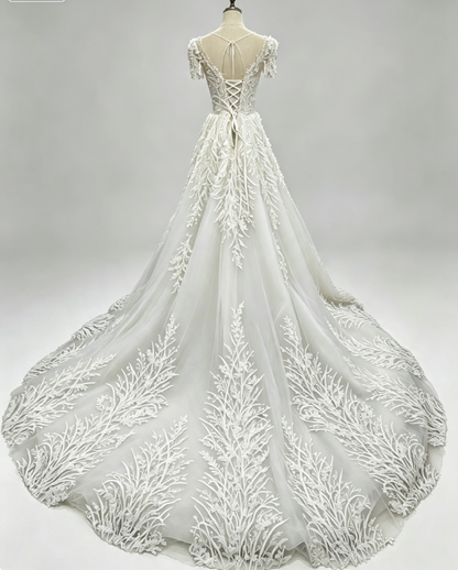 Simple V-neck A-Line Wedding Dress Tulle Bridal Dress White Sleeveless Bridal Gown DP06414