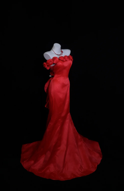 Chic Robe de bal rouge satin fourreau longue robe de soirée DP06422