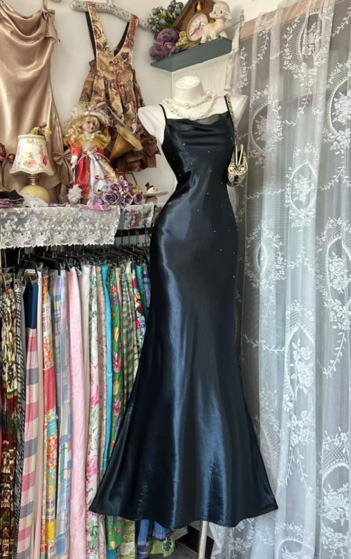 Robe de bal chic noire, bretelles spaghetti, fourreau en mousseline, longue robe de soirée DP06436