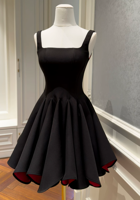 Elegantes schwarzes Geburtstagskleid Träger A-Linie Hoco Kleid Satin Kleid für Party DP06442