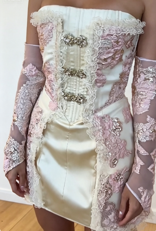 Schickes pinkes Geburtstagskleid, trägerloses Etuikleid, Hoco-Kleid, Satinkleid für Partys DP06448