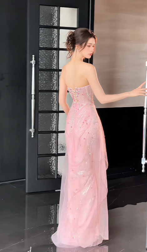 Elegantes rosa Ballkleid, trägerlos, Scheide, Perlenstickerei, Tüll, langes Abendkleid DP06462