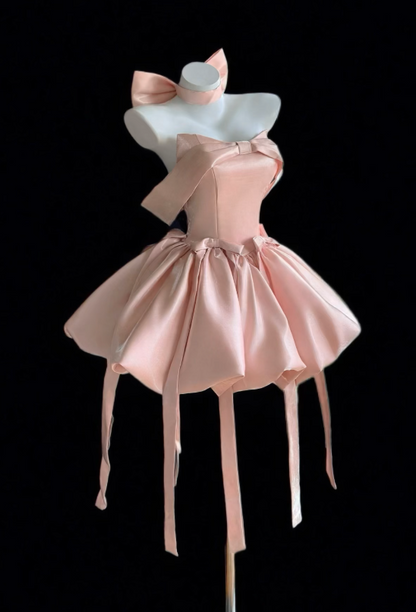 Hübsches errötendes pinkfarbenes kurzes Homecoming-Kleid, schulterfreies A-Linien-Geburtstagskleid, Satinkleid für Partys DP06480