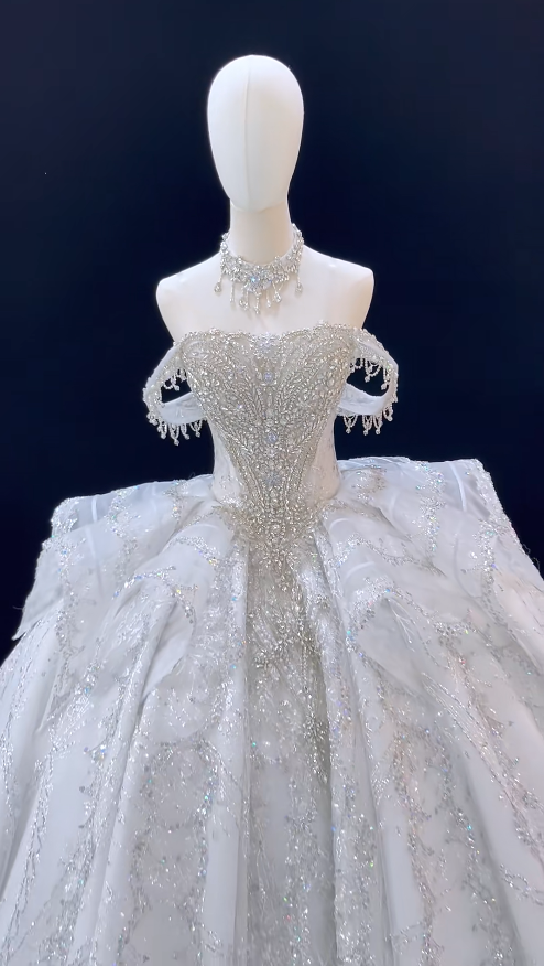 Timeless A-Line White Tulle Wedding Dress for Bride DP06587