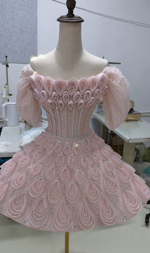 Schickes pinkes kurzes Homecoming-Kleid A-Linie Tüll Geburtstagskleid DP06615