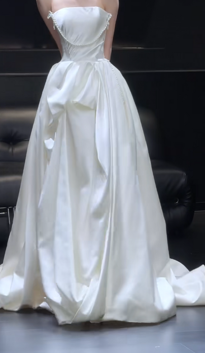 Elegantes weißes A-Linien-Brautkleid aus Satin für die Braut DP06632