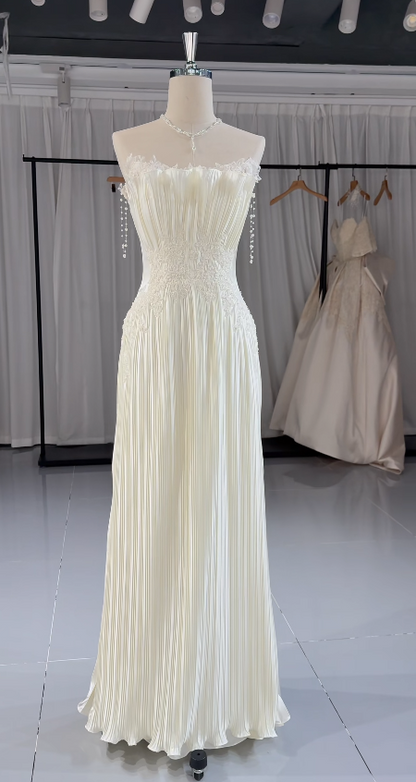 Elegantes, weißes Satin-Brautkleid in A-Linie für die Braut DP06635