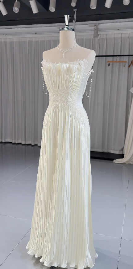 Elegantes, weißes Satin-Brautkleid in A-Linie für die Braut DP06635