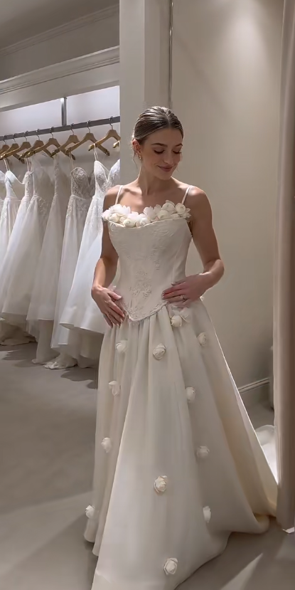 Chic White Bridal Gown A-Line Satin Wedding DressDP06834