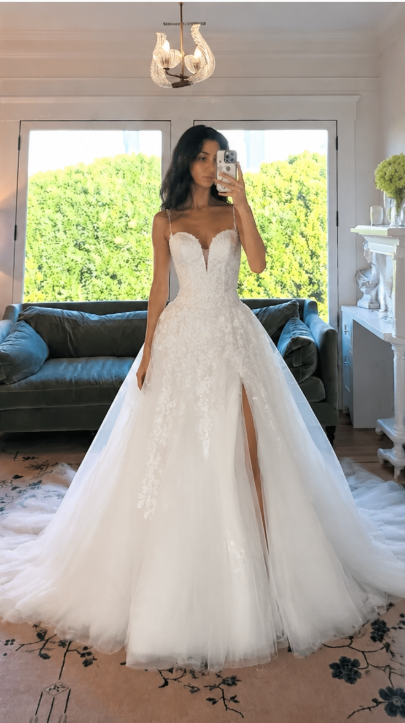 Chic White Bridal Gown A-Line Tulle Wedding Dress DP06842