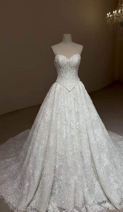 Chic White Bridal Gown A-Line Tulle Wedding Dress DP06843