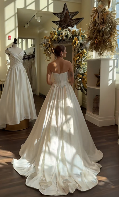 Simple A-Line Birdal Gown White  Wedding Dress DP06876